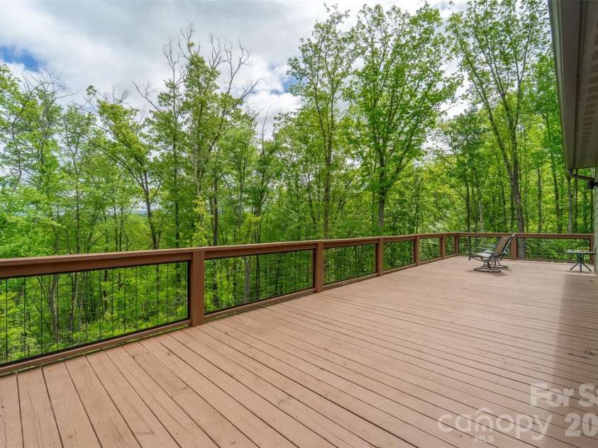 161 Panther Ridge Drive, Sylva, NC 28779.  MLS# CAR4376644, YatesRealty ID 29411. 