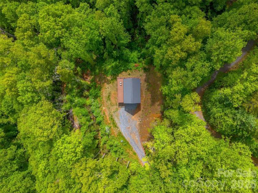 161 Panther Ridge Drive, Sylva, NC 28779.  MLS# CAR4376644, YatesRealty ID 29411. 