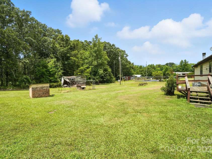 6202 Plyler Mill Road, Monroe, NC 28112.  MLS# CAR4284103, YatesRealty ID 29411. 