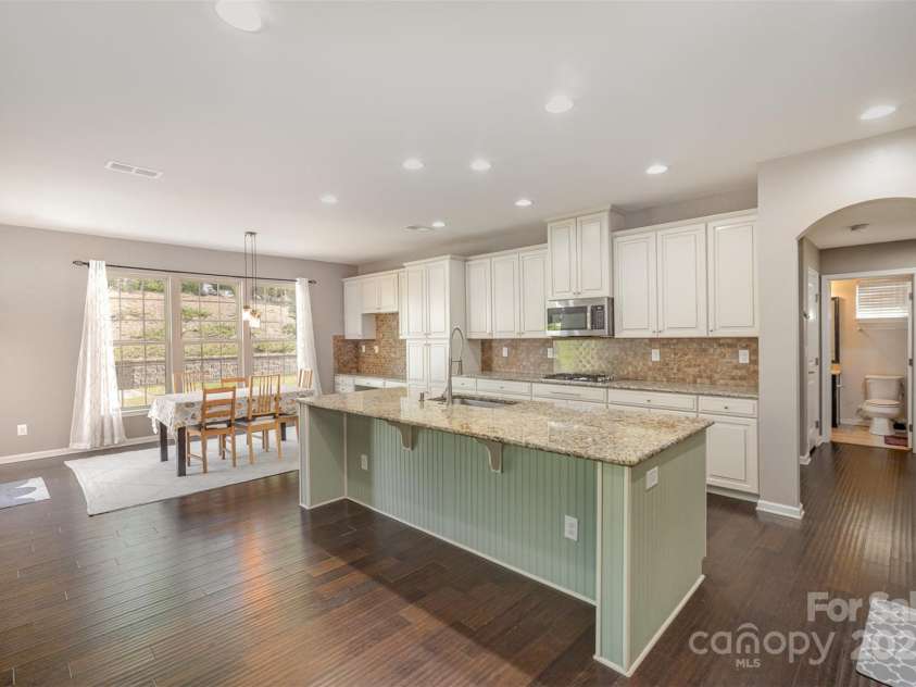 7411 Greene Mill Avenue, Concord, NC 28025.  MLS# CAR4250688, YatesRealty ID 29412. 