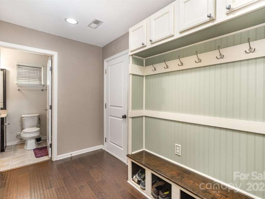 7411 Greene Mill Avenue, Concord, NC 28025.  MLS# CAR4250688, YatesRealty ID 29412. 