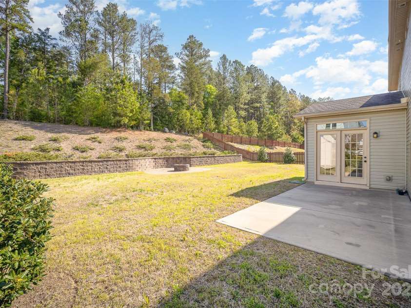 7411 Greene Mill Avenue, Concord, NC 28025.  MLS# CAR4250688, YatesRealty ID 29412. 