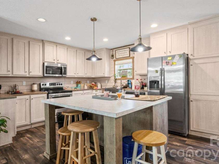 4034 James Lovelace Road, Shelby, NC 28152.  MLS# CAR4384918, YatesRealty ID 29413. 