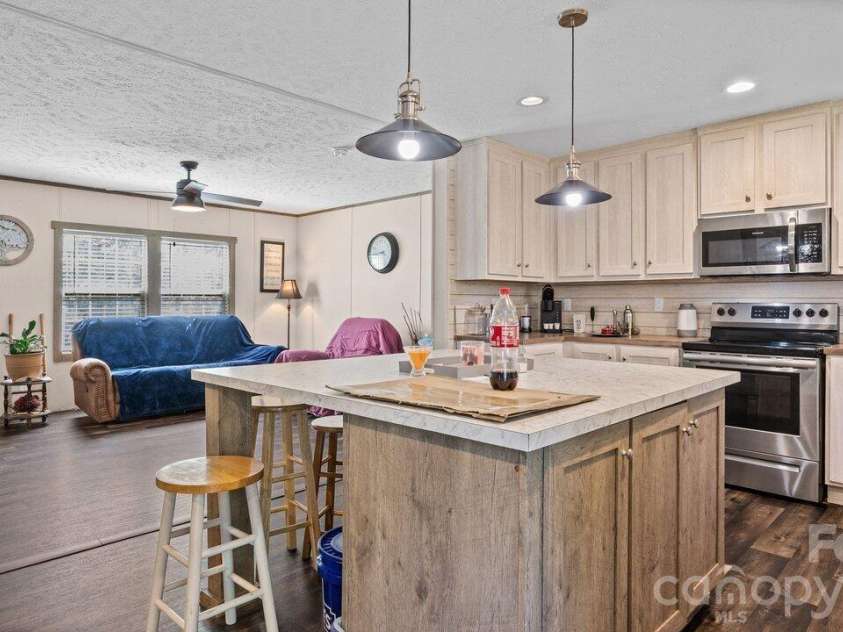 4034 James Lovelace Road, Shelby, NC 28152.  MLS# CAR4384918, YatesRealty ID 29413. 