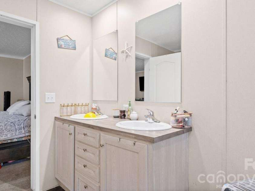 4034 James Lovelace Road, Shelby, NC 28152.  MLS# CAR4384918, YatesRealty ID 29413. 