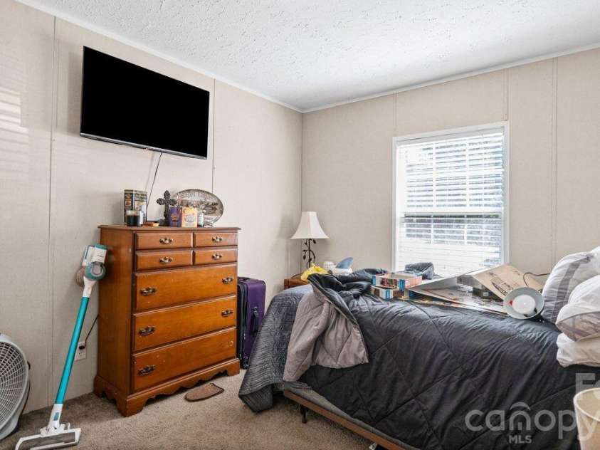 4034 James Lovelace Road, Shelby, NC 28152.  MLS# CAR4384918, YatesRealty ID 29413. 