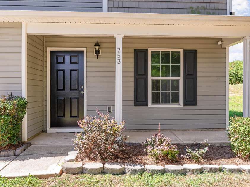 753 Bo Run Drive, Oakboro, NC 28129.  MLS# CAR4247294, YatesRealty ID 29413. 