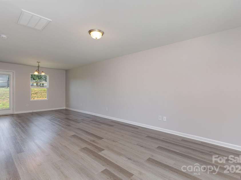 753 Bo Run Drive, Oakboro, NC 28129.  MLS# CAR4247294, YatesRealty ID 29413. 