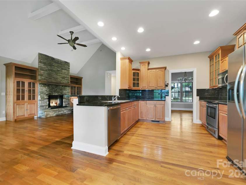 16 Uloque Court, Brevard, NC 28712.  MLS# CAR4284603, YatesRealty ID 29416. 