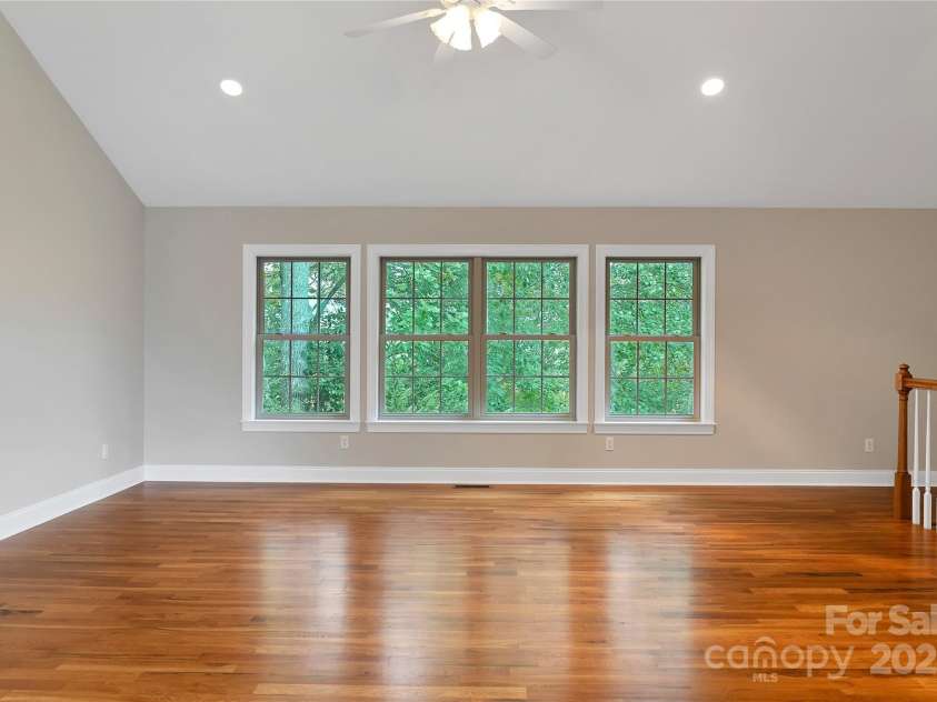 16 Uloque Court, Brevard, NC 28712.  MLS# CAR4284603, YatesRealty ID 29416. 