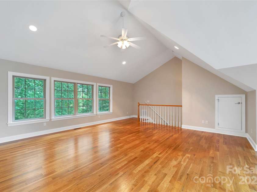 16 Uloque Court, Brevard, NC 28712.  MLS# CAR4284603, YatesRealty ID 29416. 