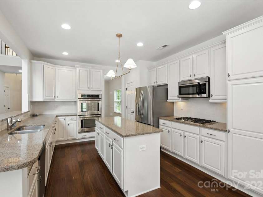 1012 Garden Rose Court, Matthews, NC 28104.  MLS# CAR4282637, YatesRealty ID 29418. 