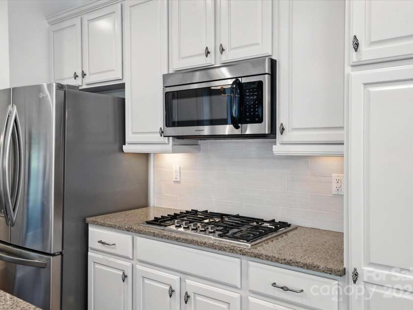 1012 Garden Rose Court, Matthews, NC 28104.  MLS# CAR4282637, YatesRealty ID 29418. 