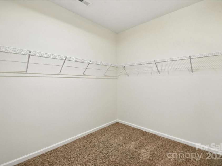 1012 Garden Rose Court, Matthews, NC 28104.  MLS# CAR4282637, YatesRealty ID 29418. 