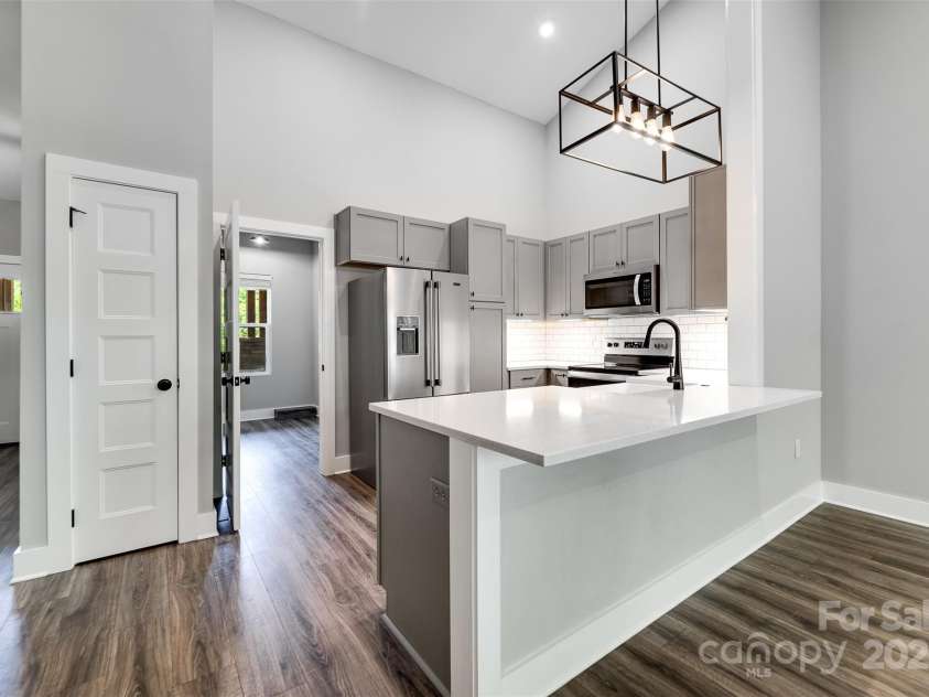 7 Sundrops Trail, Cullowhee, NC 28723.  MLS# CAR4283493, YatesRealty ID 29419. 