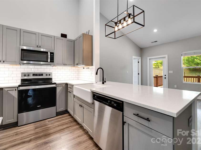 7 Sundrops Trail, Cullowhee, NC 28723.  MLS# CAR4283493, YatesRealty ID 29419. 