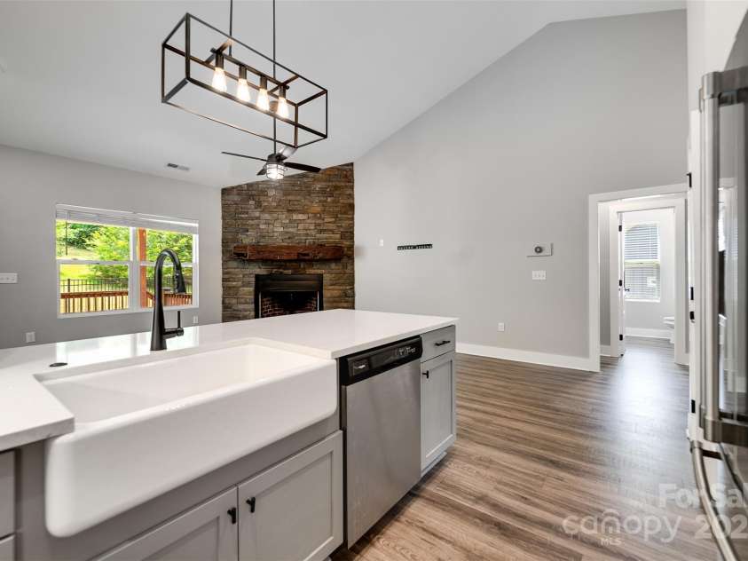 7 Sundrops Trail, Cullowhee, NC 28723.  MLS# CAR4283493, YatesRealty ID 29419. 