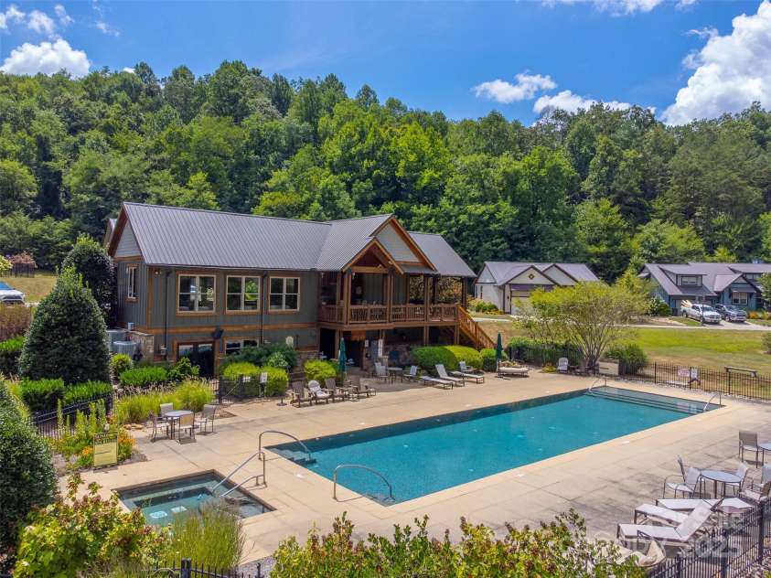 7 Sundrops Trail, Cullowhee, NC 28723.  MLS# CAR4283493, YatesRealty ID 29419. 