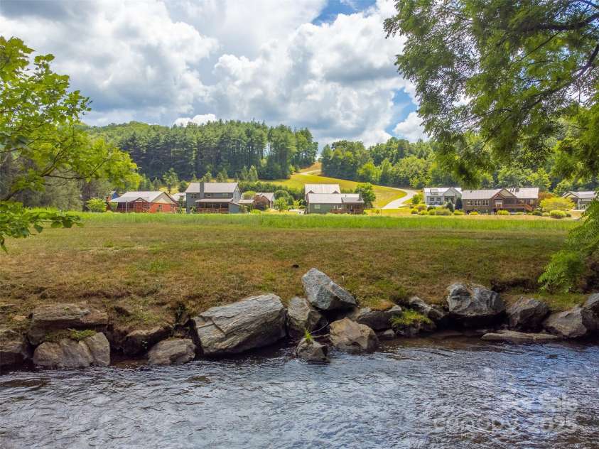 7 Sundrops Trail, Cullowhee, NC 28723.  MLS# CAR4283493, YatesRealty ID 29419. 