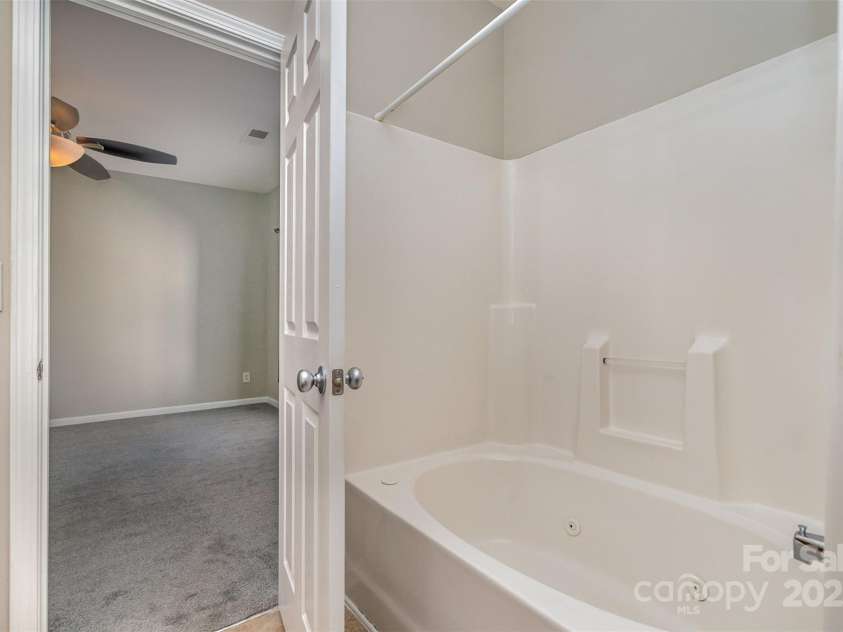 3649 Warp Street, Charlotte, NC 28205.  MLS# CAR4213676, YatesRealty ID 2942. Guest bath