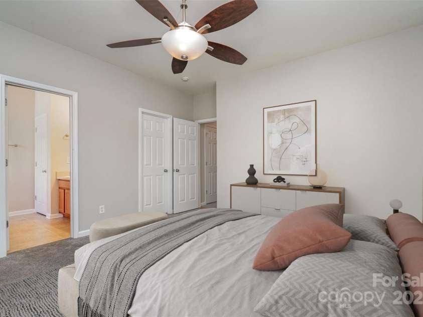 3649 Warp Street, Charlotte, NC 28205.  MLS# CAR4213676, YatesRealty ID 2942. Virtual Staging