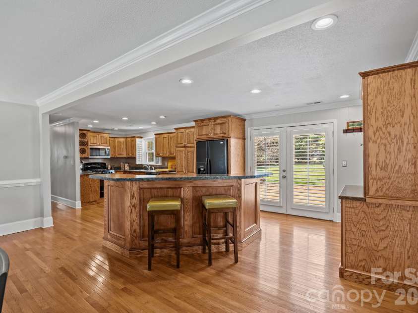 6443 Roanoke Drive, Kannapolis, NC 28081.  MLS# CAR4335703, YatesRealty ID 2942. 