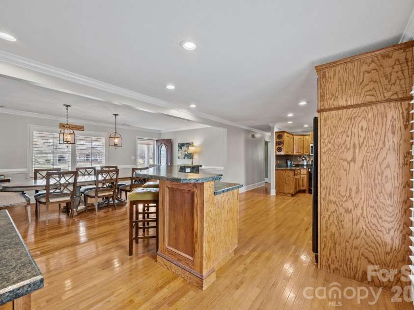 6443 Roanoke Drive, Kannapolis, NC 28081.  MLS# CAR4335703, YatesRealty ID 2942. 