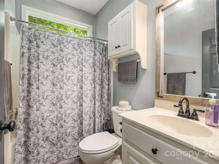 5108 Oldham Court, Harrisburg, NC 28075.  MLS# CAR4284819, YatesRealty ID 29424. 