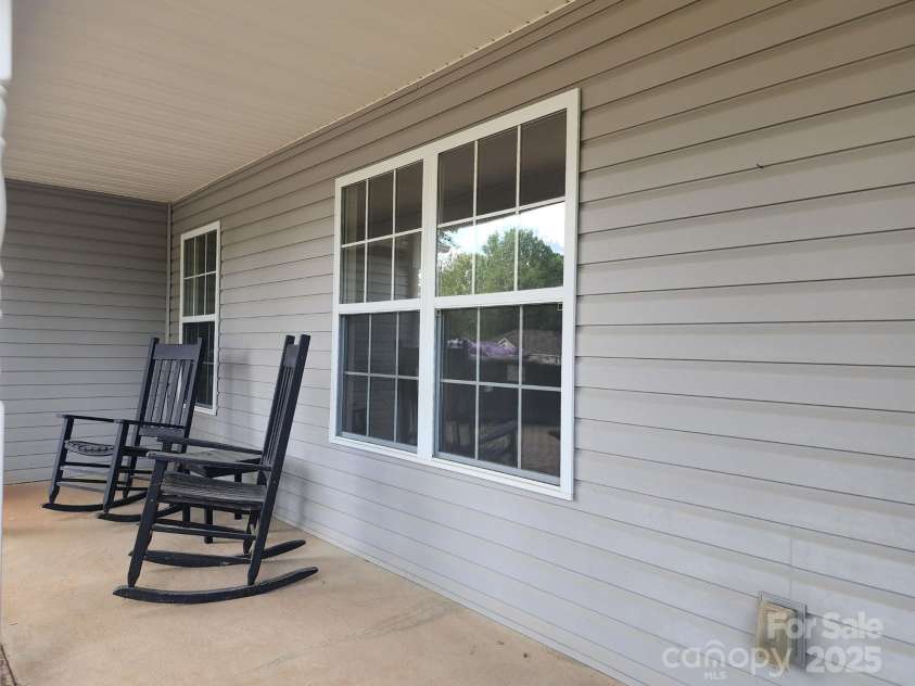 147 Scotch Pine Drive, York, SC 29745.  MLS# CAR4283648, YatesRealty ID 29425. 