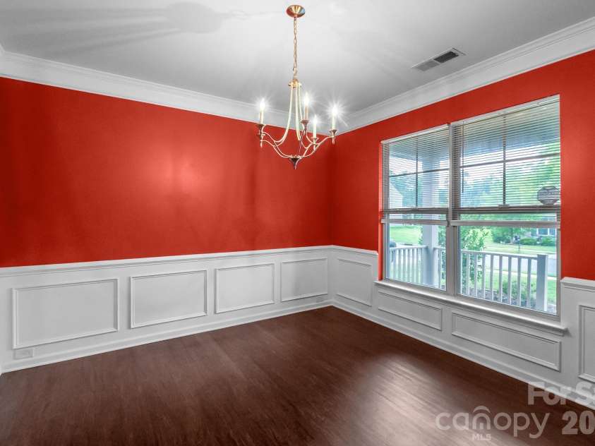 1410 San Gabriel Avenue, Charlotte, NC 28214.  MLS# CAR4390404, YatesRealty ID 29426. 