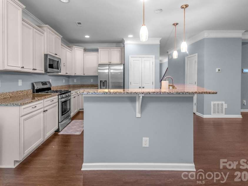 1410 San Gabriel Avenue, Charlotte, NC 28214.  MLS# CAR4390404, YatesRealty ID 29426. 