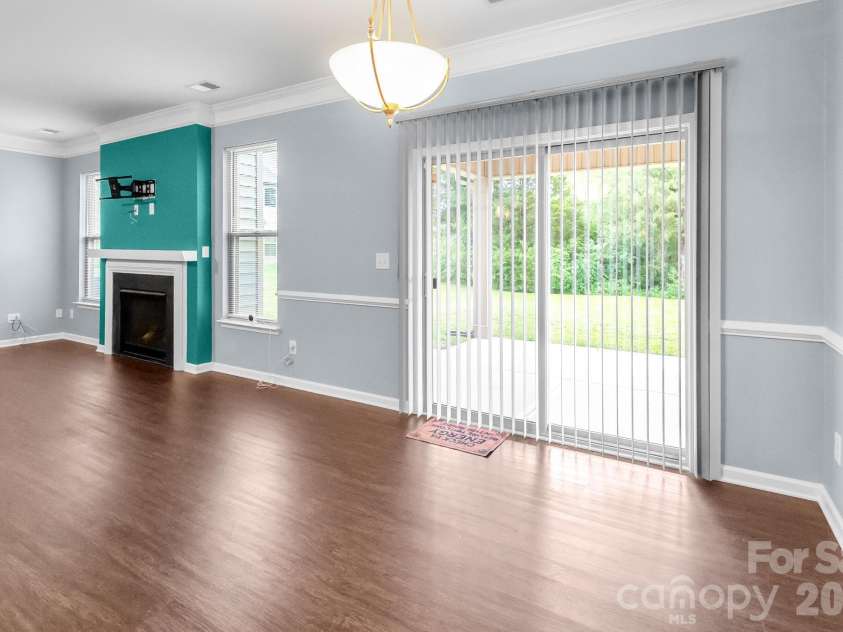 1410 San Gabriel Avenue, Charlotte, NC 28214.  MLS# CAR4390404, YatesRealty ID 29426. 