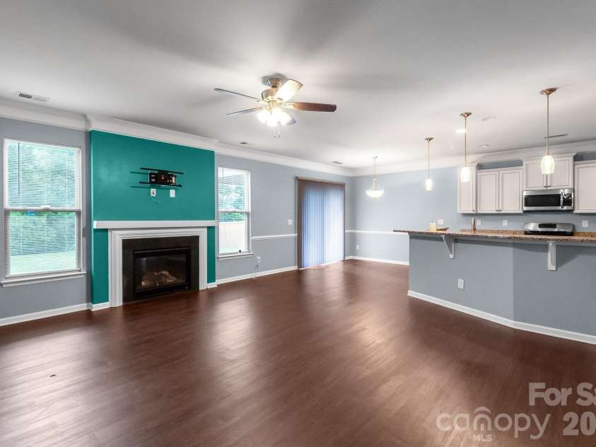1410 San Gabriel Avenue, Charlotte, NC 28214.  MLS# CAR4390404, YatesRealty ID 29426. 