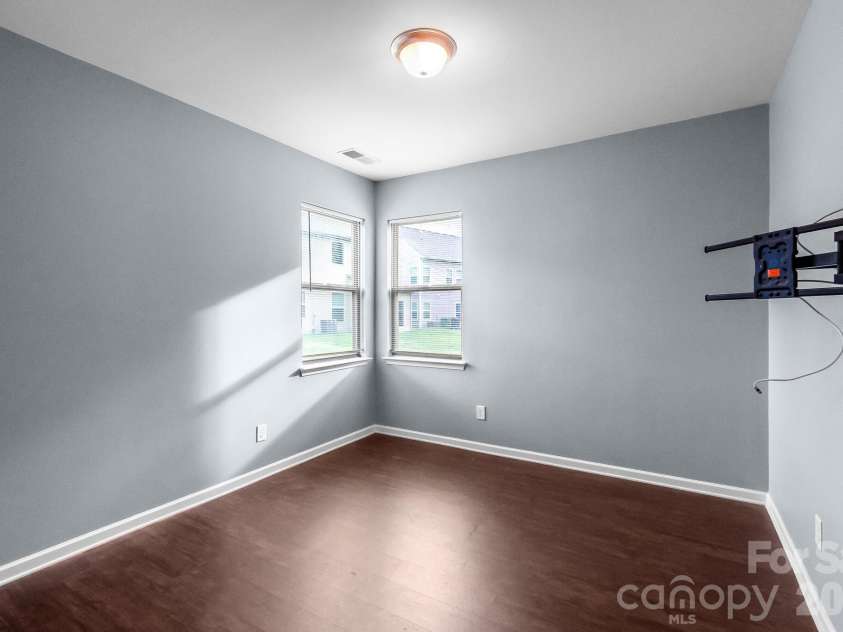 1410 San Gabriel Avenue, Charlotte, NC 28214.  MLS# CAR4390404, YatesRealty ID 29426. 