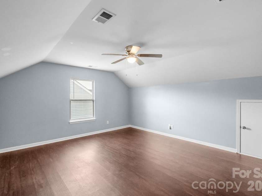 1410 San Gabriel Avenue, Charlotte, NC 28214.  MLS# CAR4390404, YatesRealty ID 29426. 