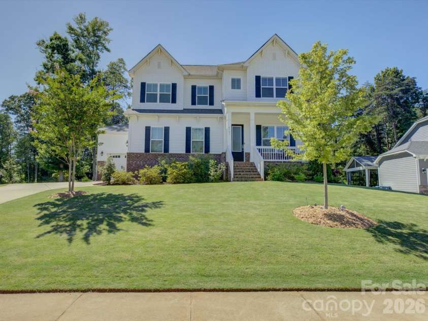 4797 Killian Crossing Drive, Denver, NC 28037.  MLS# CAR4391149, YatesRealty ID 29427. 