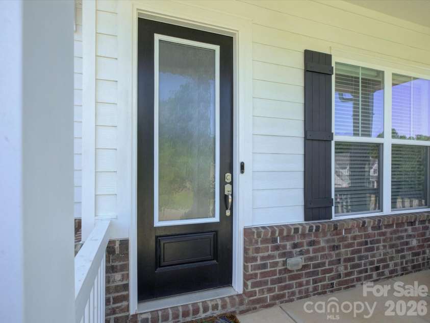 4797 Killian Crossing Drive, Denver, NC 28037.  MLS# CAR4391149, YatesRealty ID 29427. 