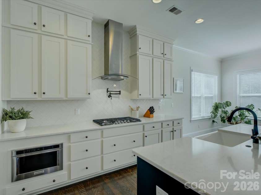 4797 Killian Crossing Drive, Denver, NC 28037.  MLS# CAR4391149, YatesRealty ID 29427. 