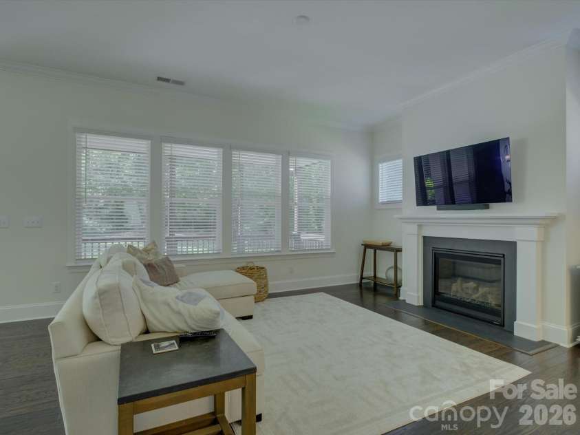 4797 Killian Crossing Drive, Denver, NC 28037.  MLS# CAR4391149, YatesRealty ID 29427. 