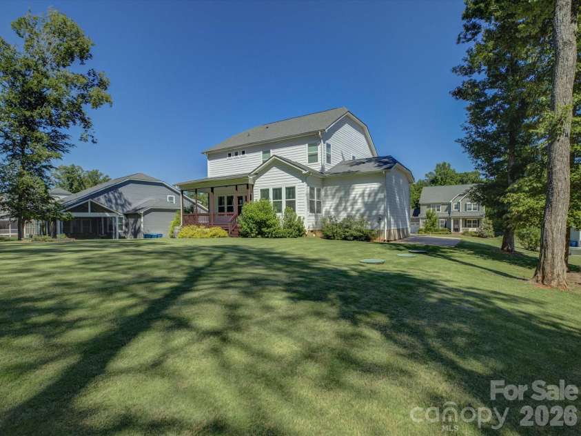 4797 Killian Crossing Drive, Denver, NC 28037.  MLS# CAR4391149, YatesRealty ID 29427. 