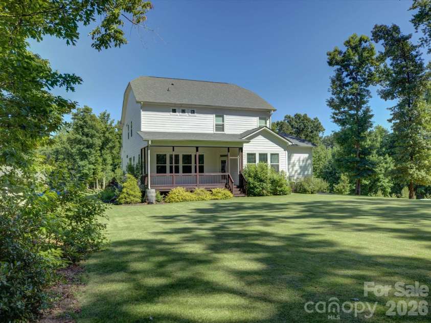 4797 Killian Crossing Drive, Denver, NC 28037.  MLS# CAR4391149, YatesRealty ID 29427. 