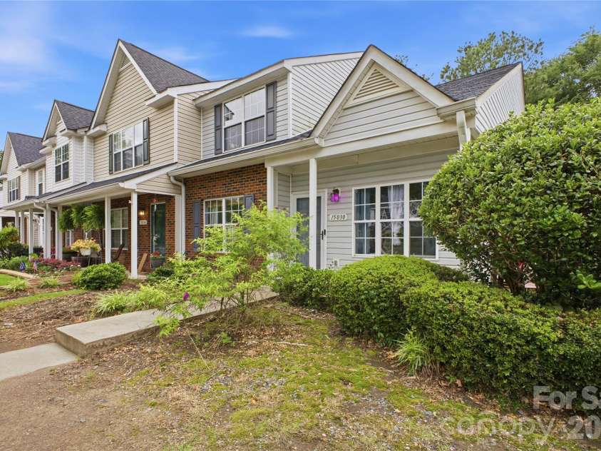 15030 Deshler Court, Charlotte, NC 28273.  MLS# CAR4389338, YatesRealty ID 29428. 