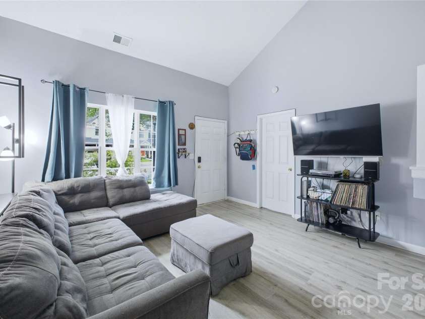 15030 Deshler Court, Charlotte, NC 28273.  MLS# CAR4389338, YatesRealty ID 29428. 