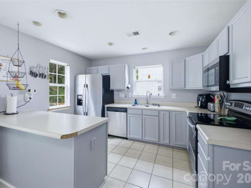 15030 Deshler Court, Charlotte, NC 28273.  MLS# CAR4389338, YatesRealty ID 29428. 