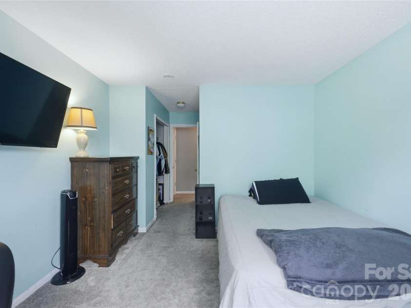 15030 Deshler Court, Charlotte, NC 28273.  MLS# CAR4389338, YatesRealty ID 29428. 