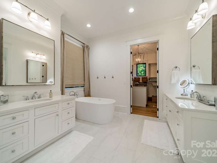 129 Tuckernuck Drive, Mooresville, NC 28117.  MLS# CAR4228090, YatesRealty ID 2943. 