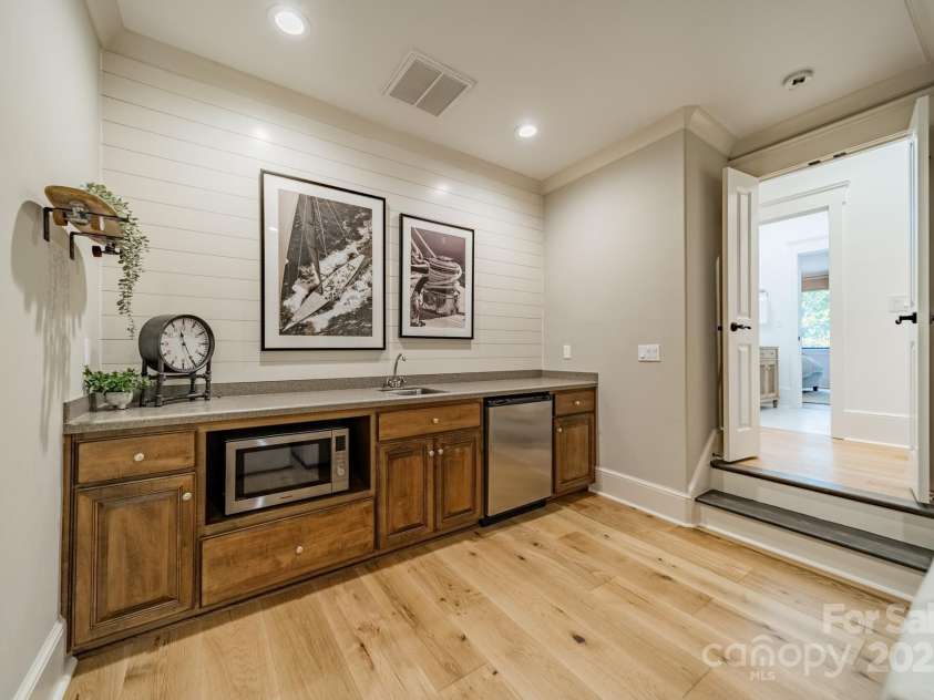 129 Tuckernuck Drive, Mooresville, NC 28117.  MLS# CAR4228090, YatesRealty ID 2943. 