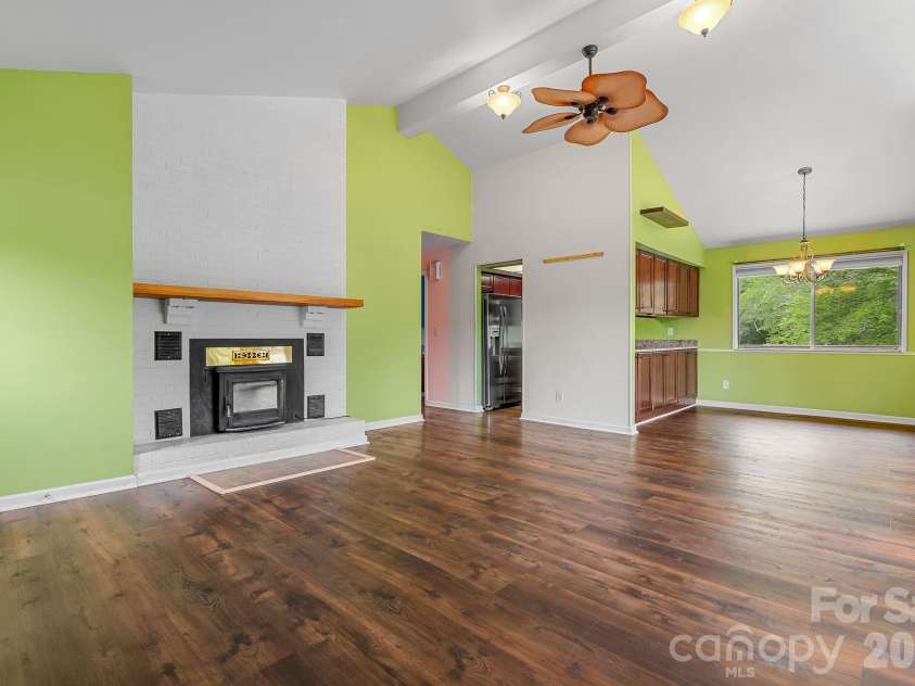 18 Briar Fork Way, Fletcher, NC 28732.  MLS# CAR4322791, YatesRealty ID 2943. 