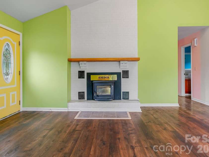 18 Briar Fork Way, Fletcher, NC 28732.  MLS# CAR4322791, YatesRealty ID 2943. 