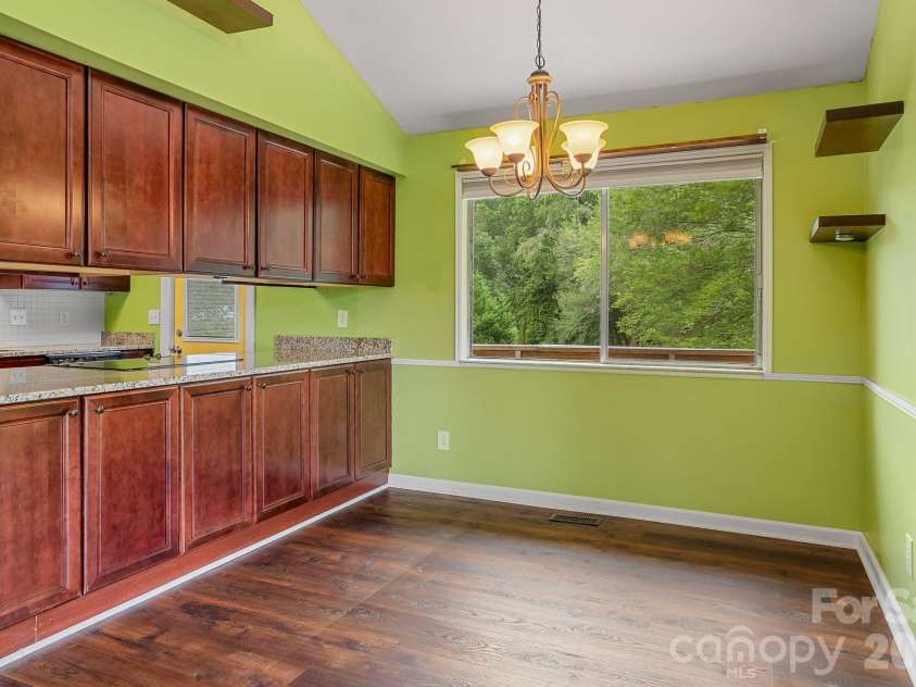 18 Briar Fork Way, Fletcher, NC 28732.  MLS# CAR4322791, YatesRealty ID 2943. 